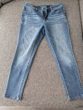 Women’s Light Blue Stretch Skinny Jeans